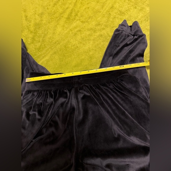 Victoria’s Secret On Point Black Sweat Pant Jogger Size Small EUC - Picture 5 of 6